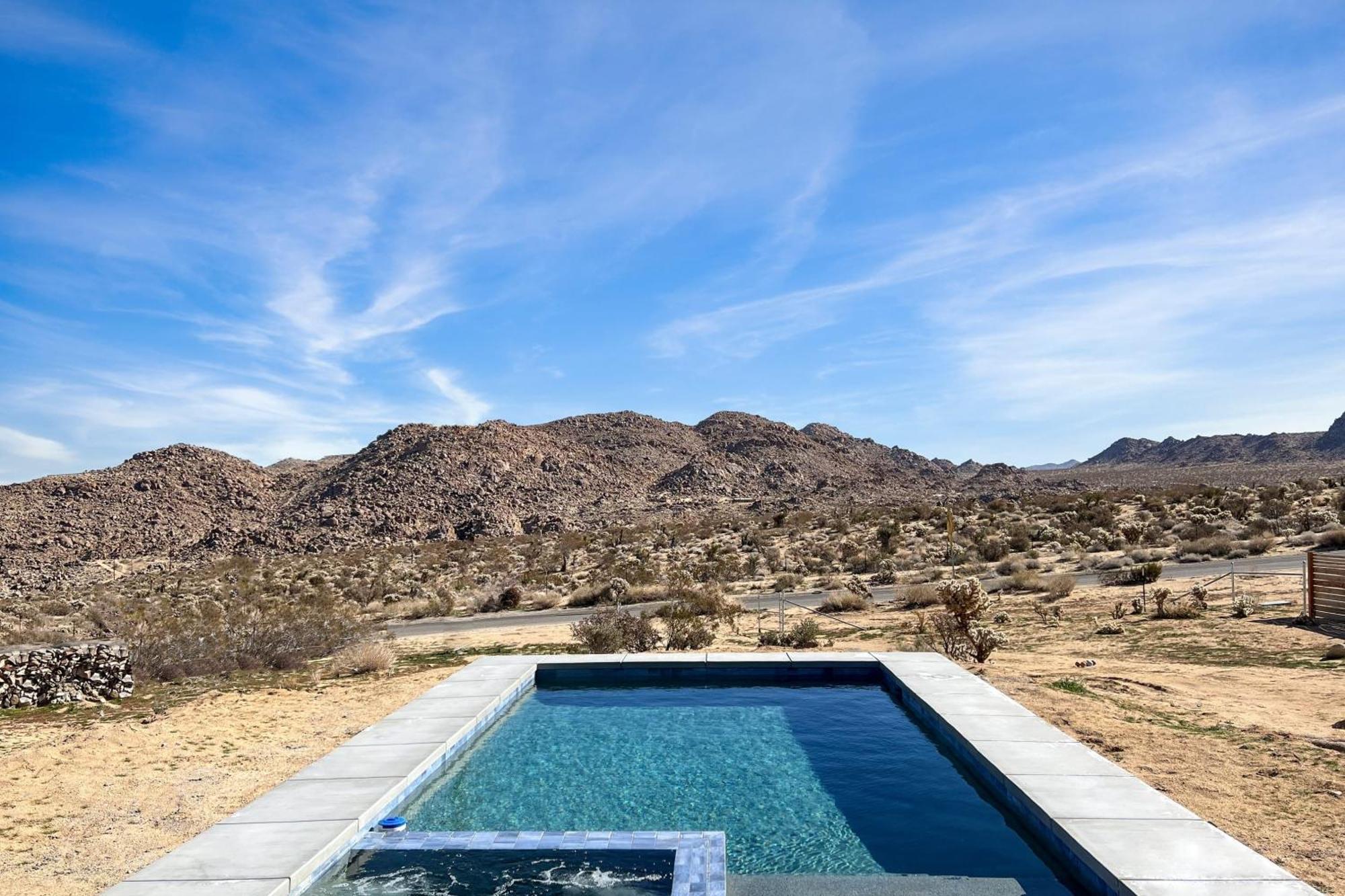Chicory By Avantstay Modern Desert Retreat W Hot Tub Joshua Tree Extérieur photo